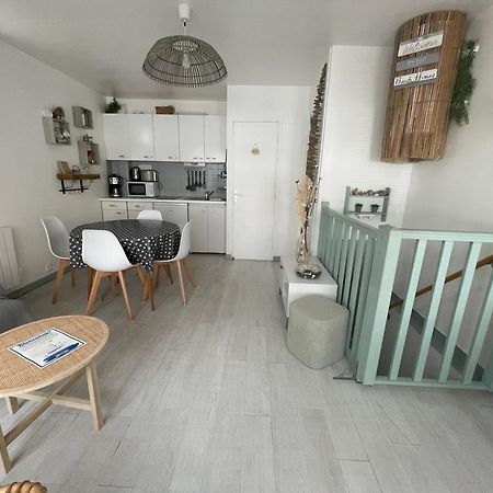 Houlgate Souplex 50M Plage Et Commerces エクステリア 写真