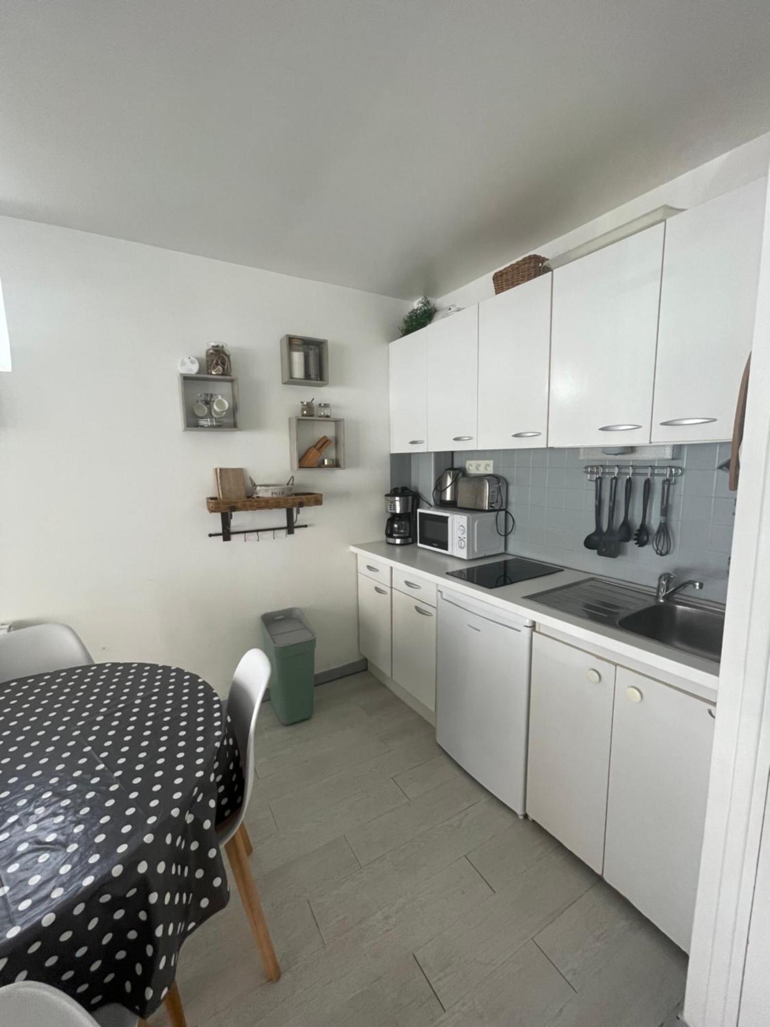 Houlgate Souplex 50M Plage Et Commerces エクステリア 写真